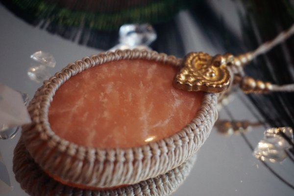 Amazonit (orange) Amulett
